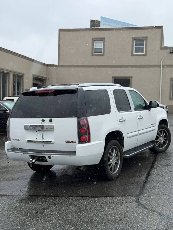2008 GMC Yukon Denali