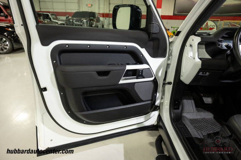 2023 Land Rover Defender 110 S