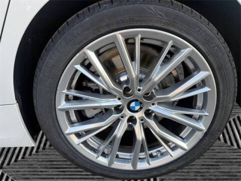 2024 BMW 3 Series 330i xDrive