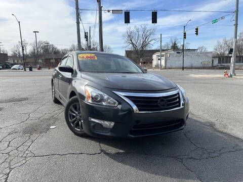 2015 Nissan Altima for sale at Broadway United Group in Gary IN