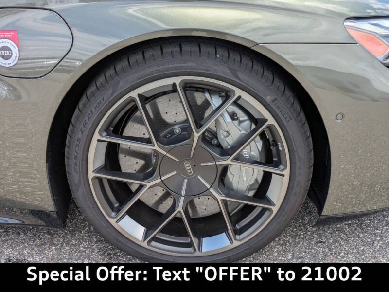 2025 Audi RS e-tron GT performance quattro