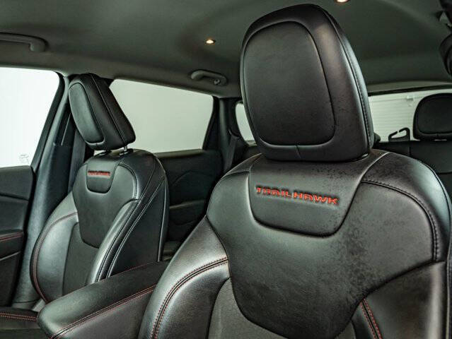 2020 Jeep Cherokee Trailhawk
