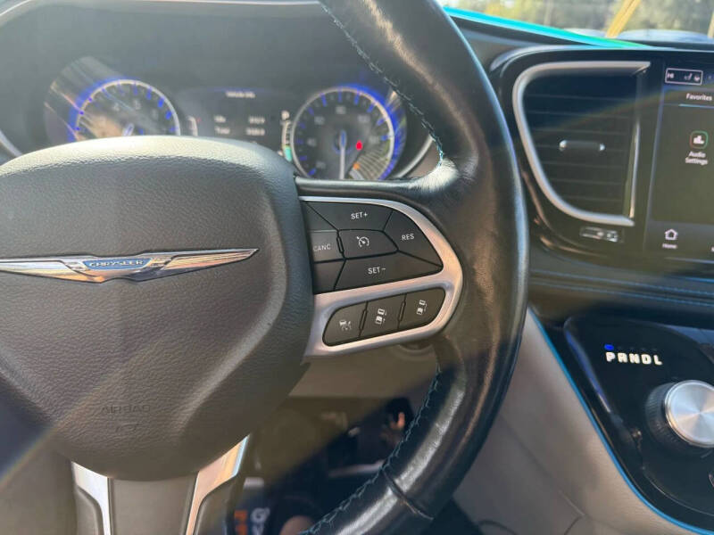 2021 Chrysler Pacifica Touring L