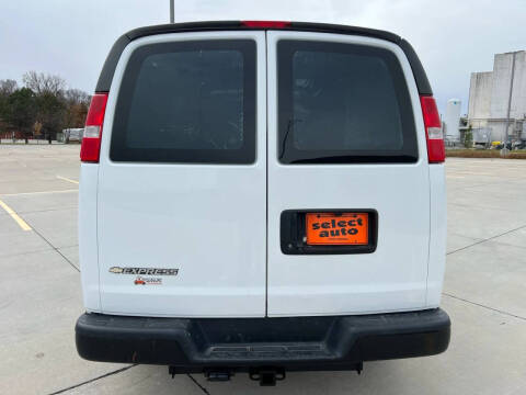 2020 Chevrolet Express 2500