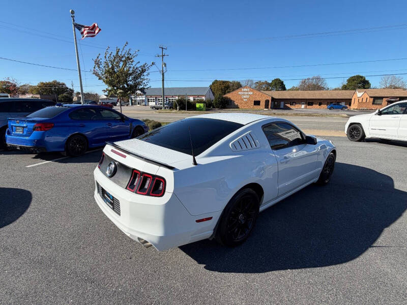 2014 Ford Mustang V6