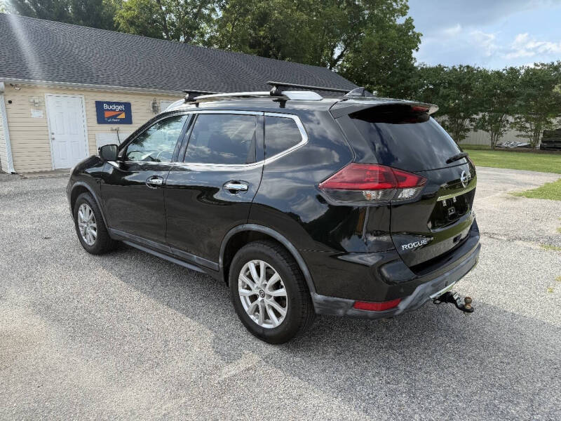 2020 Nissan Rogue SV