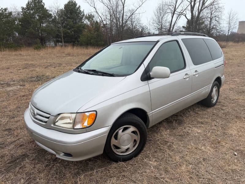 2002 Toyota Sienna LE