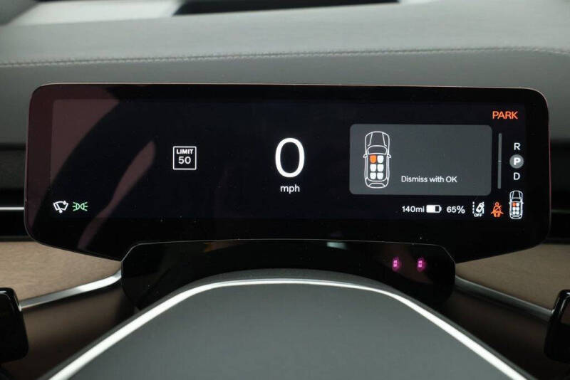 2025 Volvo EX90 Twin Plus 6P