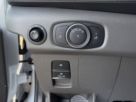 2025 Ford Transit 250