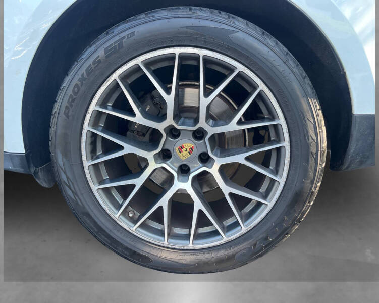 2018 Porsche Macan