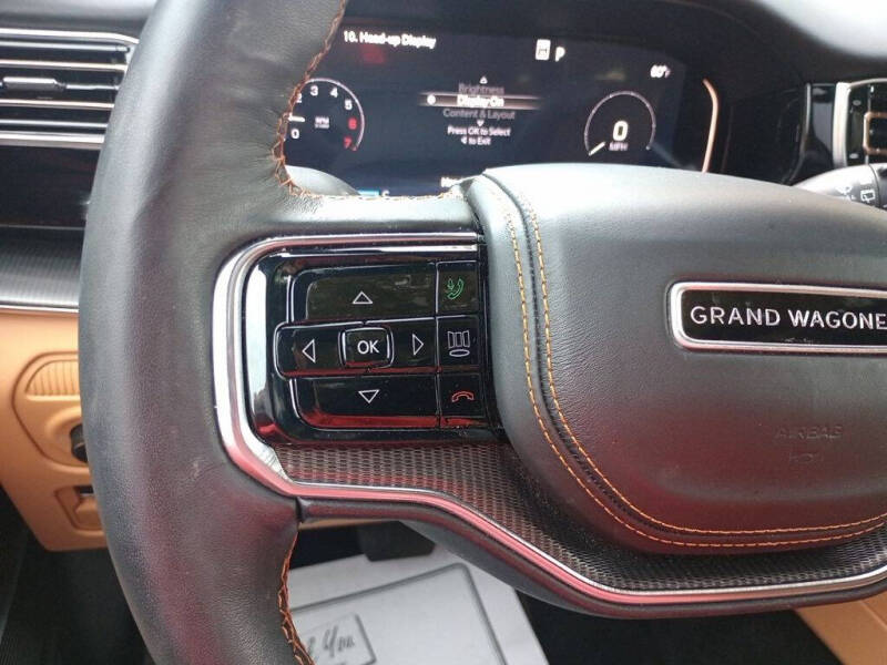 2023 Jeep Grand Wagoneer L Series III