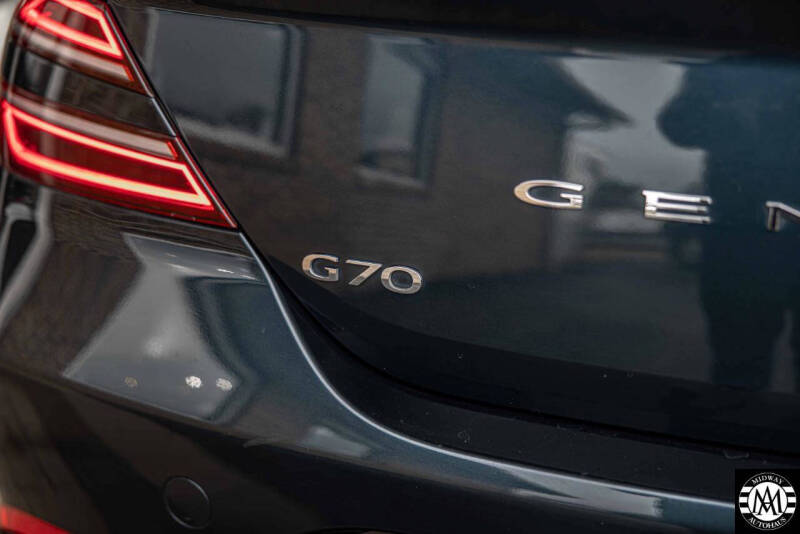 2025 Genesis G70