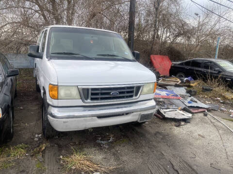 2004 Ford E-Series E-250