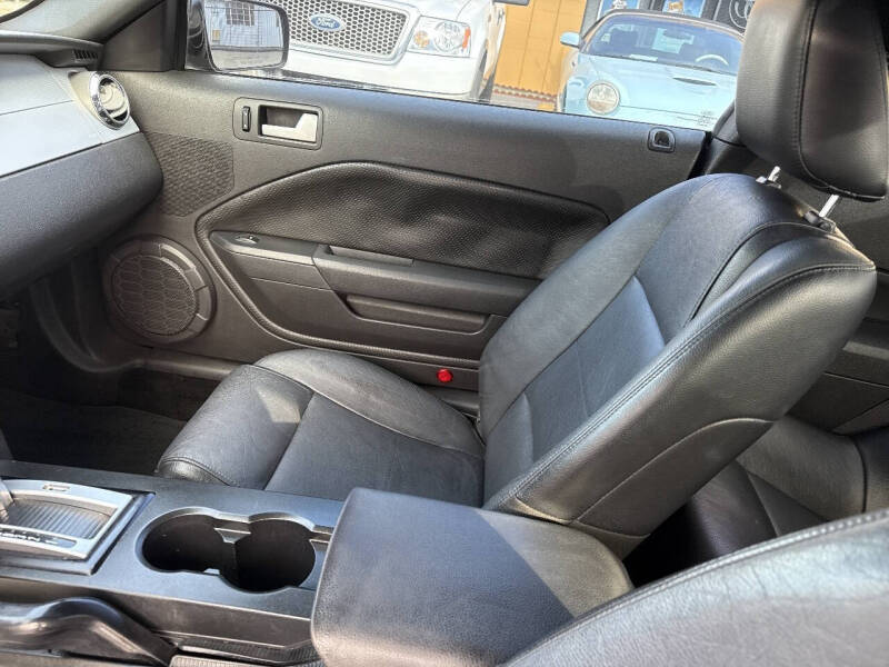 2007 Ford Mustang V6 Premium