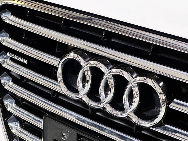 2012 Audi A8 quattro