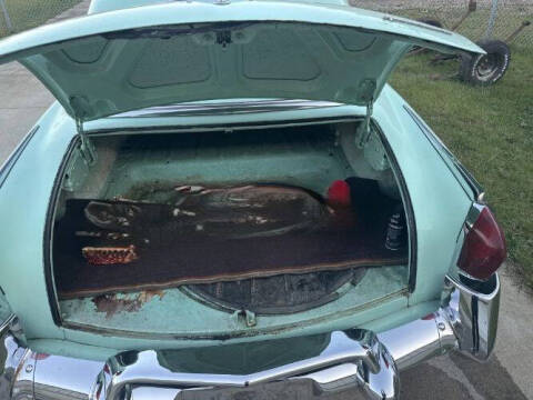 1953 Kaiser Manhattan