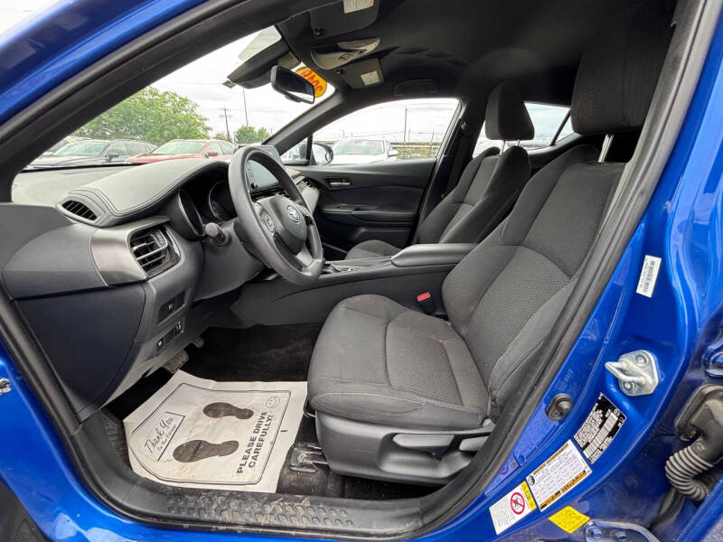 2019 Toyota C-HR XLE