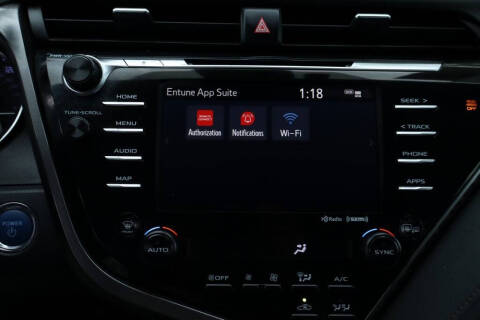 2020 Toyota Camry Hybrid XLE