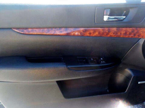 2011 Subaru Outback 2.5i Limited