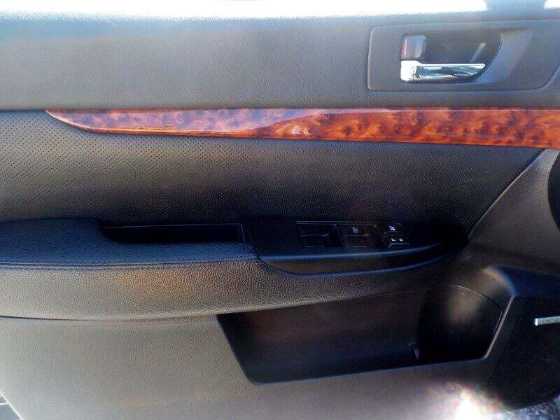 2011 Subaru Outback 2.5i Limited