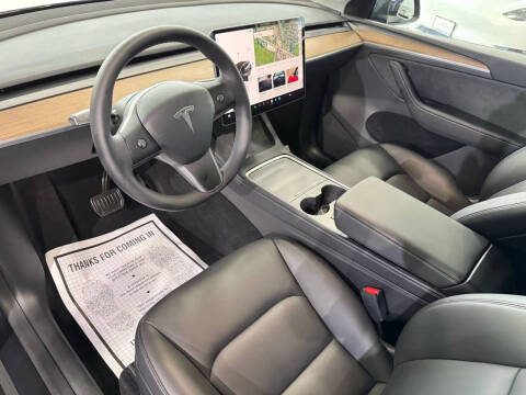 2024 Tesla Model Y Long Range