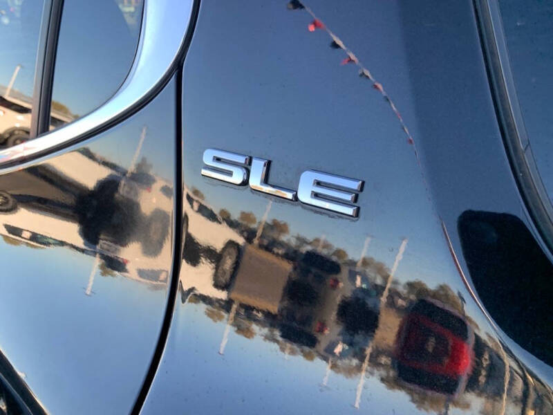 2017 GMC Acadia SLE-2