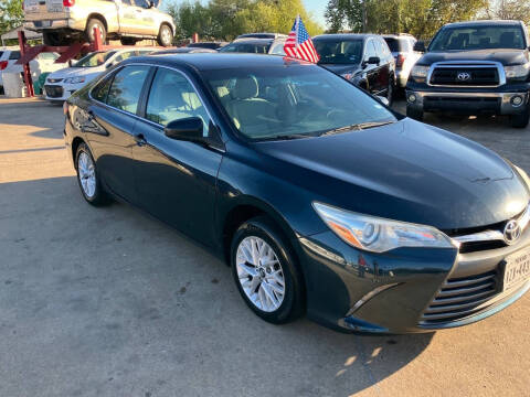 2016 Toyota Camry LE