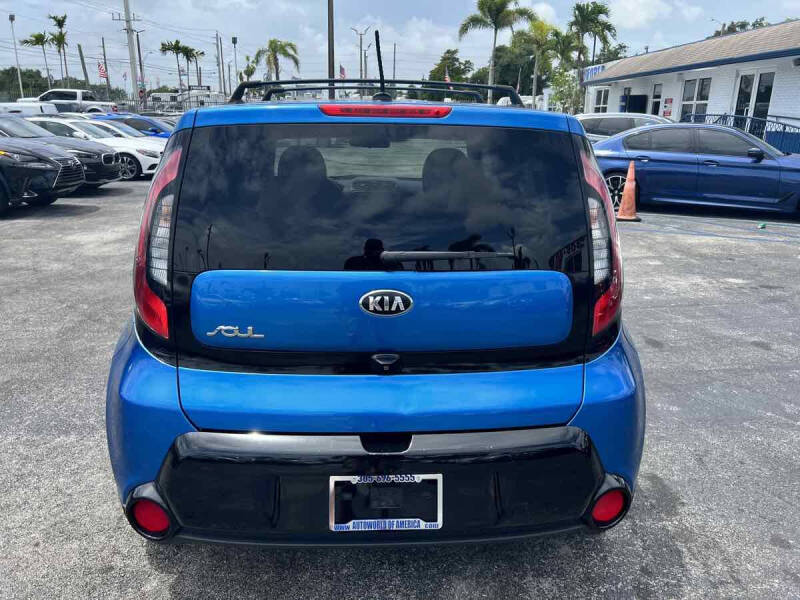 2016 Kia Soul +