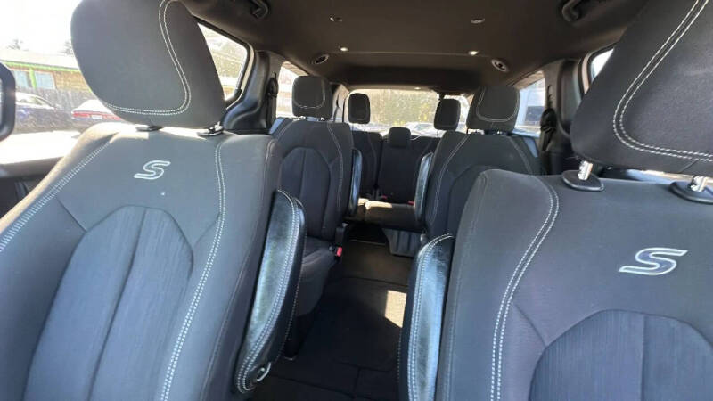 2018 Chrysler Pacifica Touring Plus