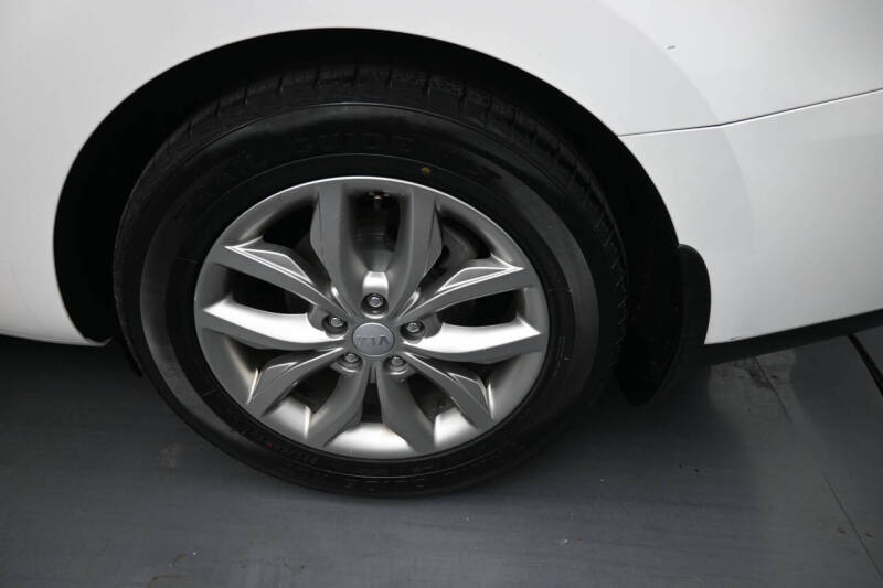 2019 Kia Sedona LX