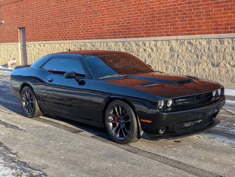 2020 Dodge Challenger for sale at Albo Auto Sales in Palatine IL