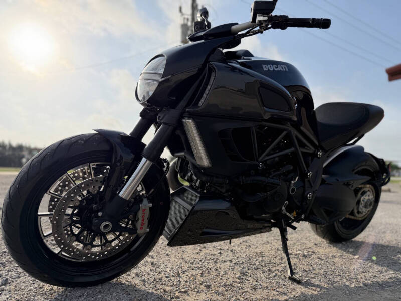 2011 Ducati Diavel Carbon