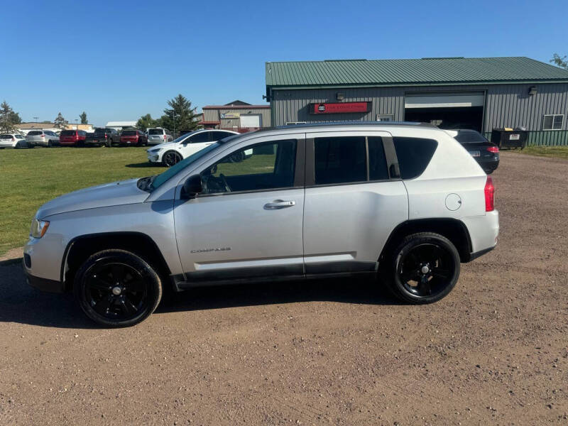 2011 Jeep Compass for sale at Car Connection in Tea SD