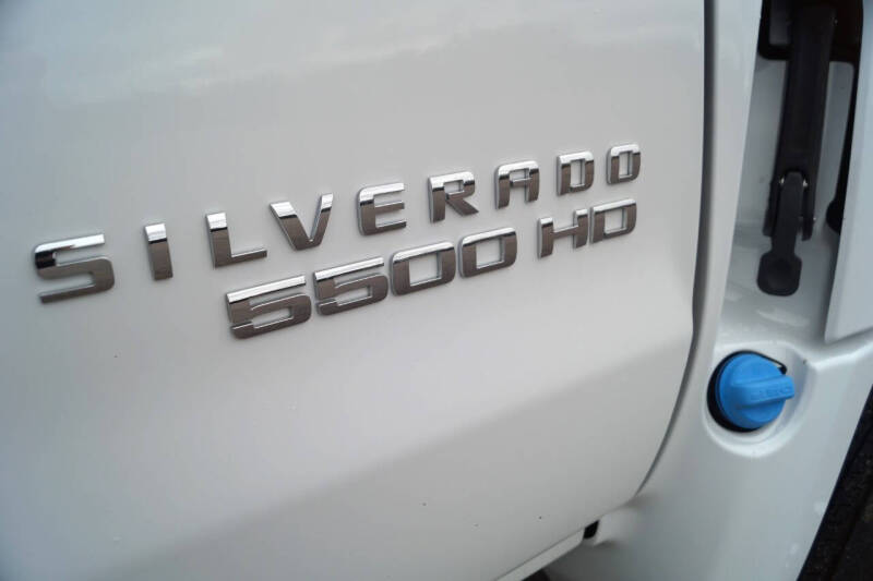 2022 Chevrolet Silverado 5500HD