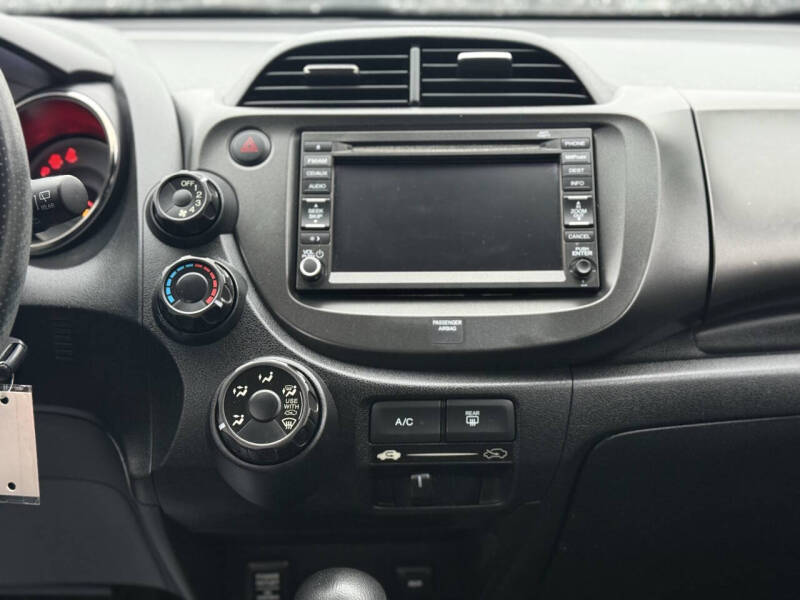 2012 Honda Fit Sport w/Navi