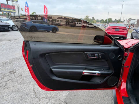 2022 Ford Mustang EcoBoost