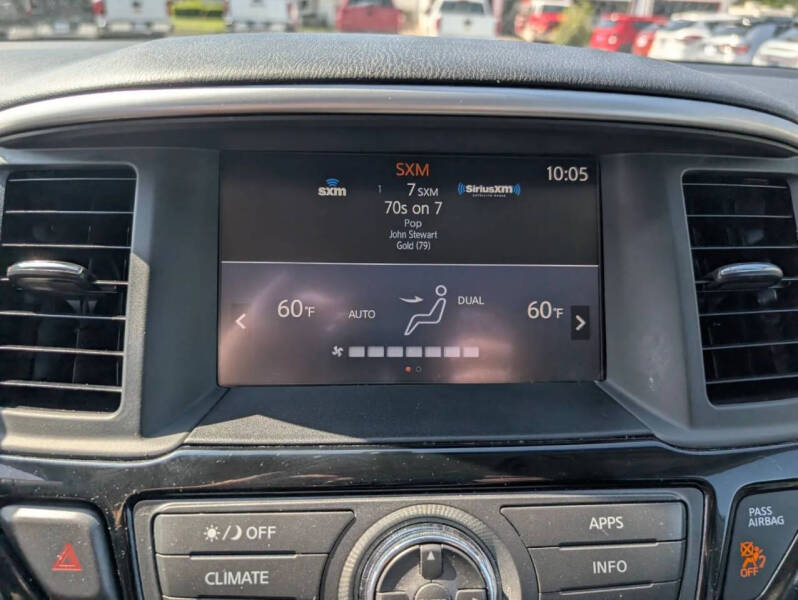 2017 Nissan Pathfinder