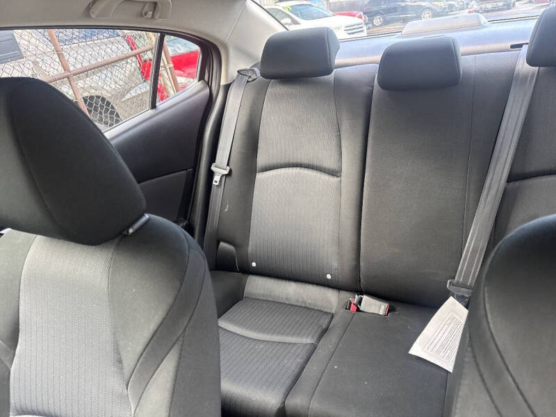 2014 Mazda MAZDA3 i Sport