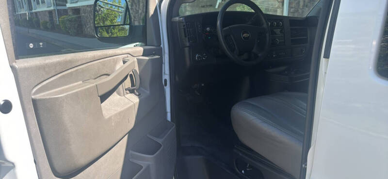 2020 Chevrolet Express LS 3500