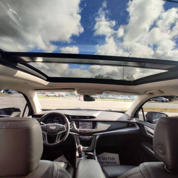 2017 Cadillac XT5 Luxury