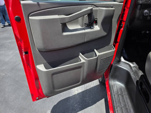 2021 Chevrolet Express 2500