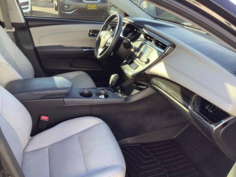 2013 Toyota Avalon Hybrid XLE Touring