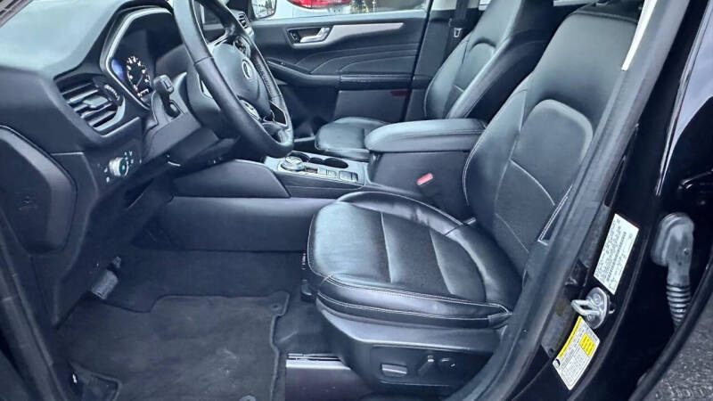 2021 Ford Escape Hybrid SEL