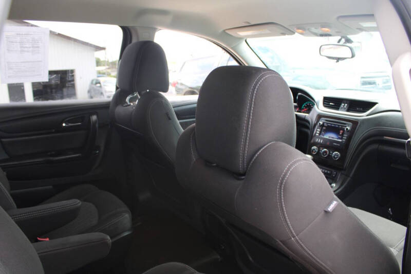 2017 Chevrolet Traverse LT