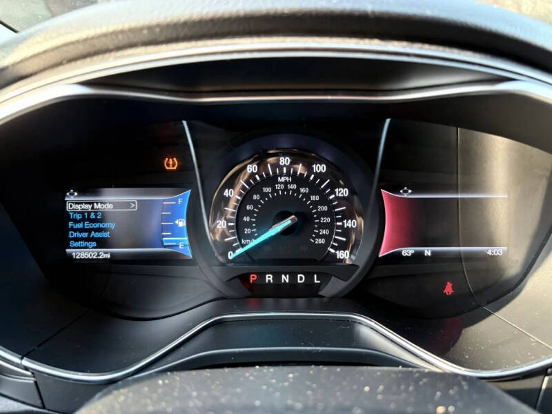 2017 Ford Fusion SE