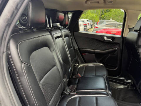 2020 Ford Escape SEL