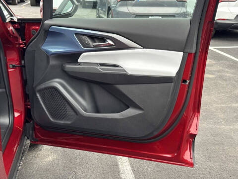 2026 Chevrolet Equinox EV LT 2