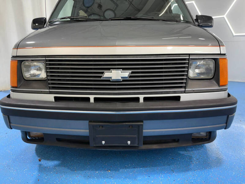 1990 Chevrolet Astro
