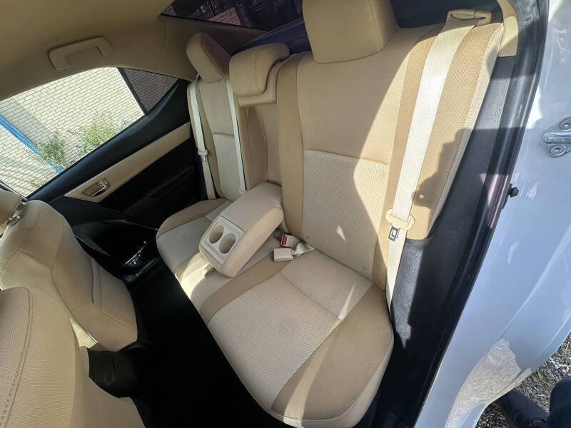 2017 Toyota Corolla LE