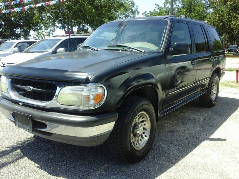 1998 Ford Explorer for sale at John 3:16 Motors in San Antonio TX